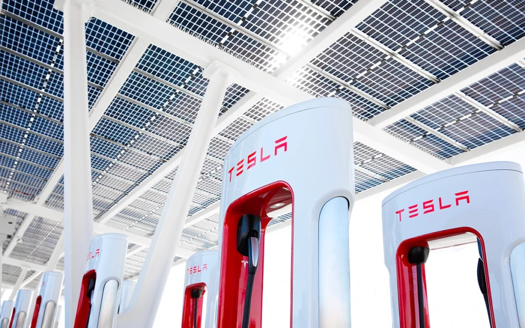 le connecteur NACS de Tesla